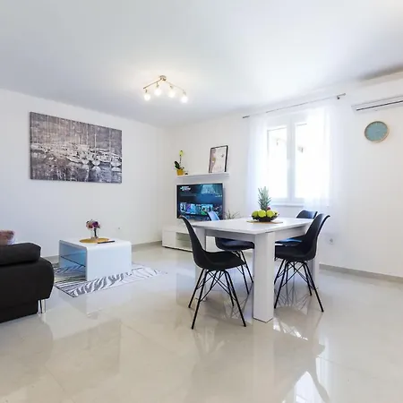 Petra Modern With Free Parking And Bbq * Zara