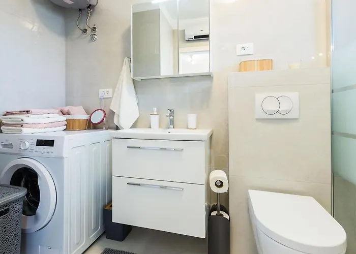 Petra Modern With Free Parking And Bbq Lejlighed Zadar